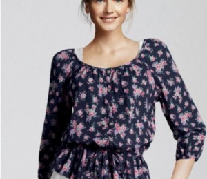 Bluza inflorata H&M - 99 RON