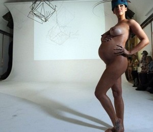 Sophia Cahill pentru Robyn Coles