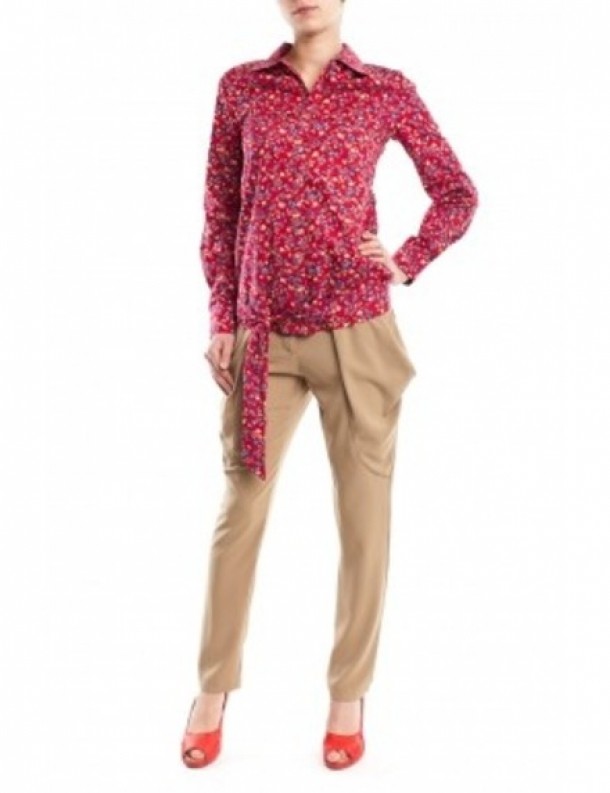 T!NA R - Camasa cu imprimeu floral albastru pe fundal rosu 129 lei