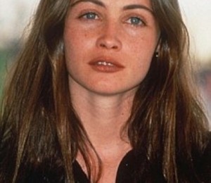 Emmanuelle Beart inainte