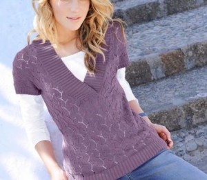 Pulover decolteu in V Bonprix - 69.90 RON