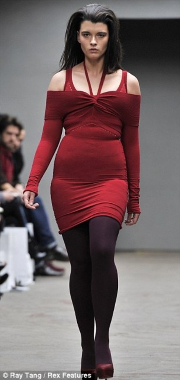 Crystal Renn inainte