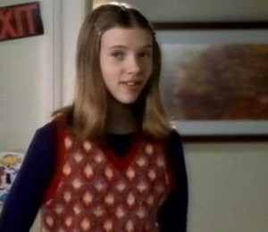 Scarlett Johansson in Home Alone - Singur Acasa 3