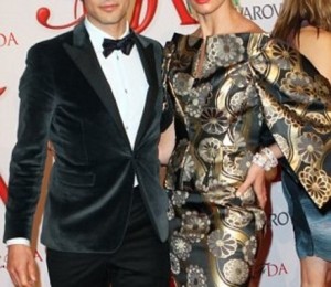 Zac Posen si Crystal Renn