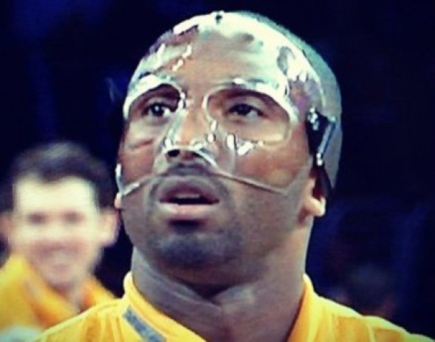 Masca lui Kobe Bryant