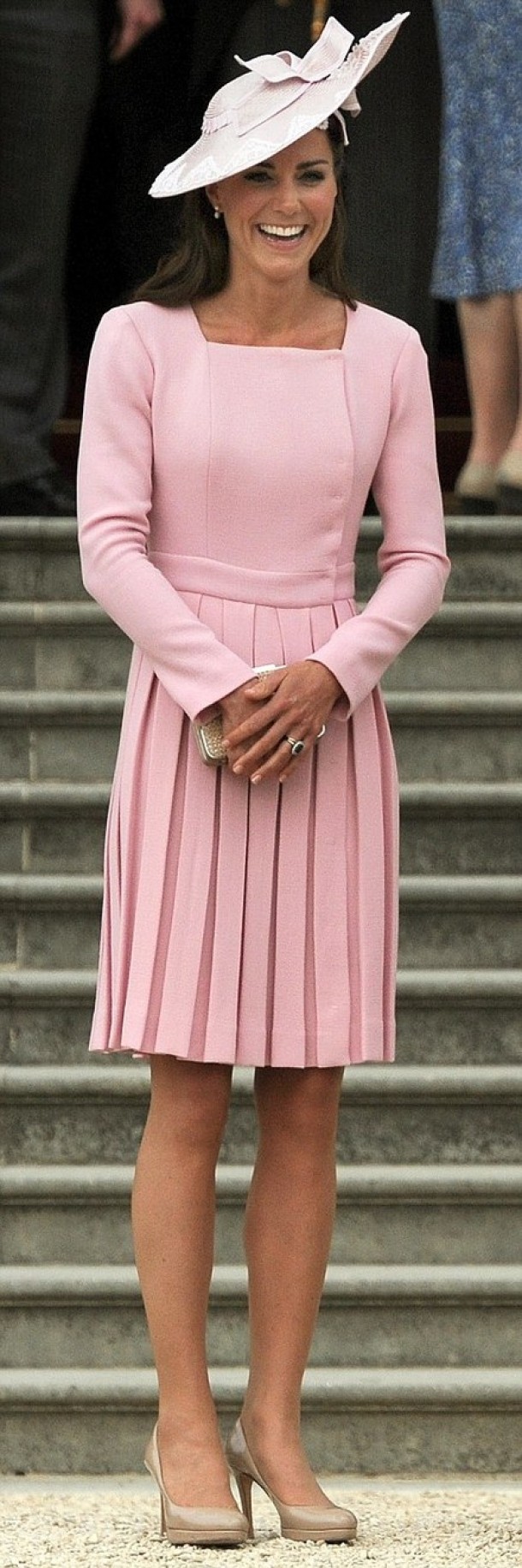 Pret: 2.065 lire sterline