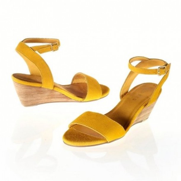 Sandale la redoute 231.20 lei