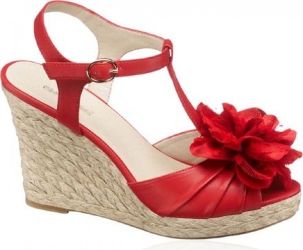 Deichmann 99 RON.jpg