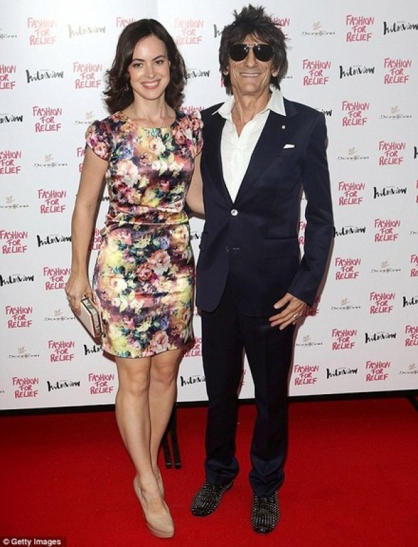 Sarah Burton si Sally Humphries si Ronnie Wood