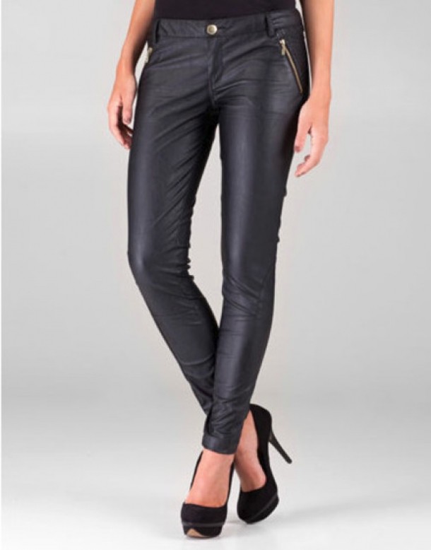 pantaloni stradivarius.com 169 lei