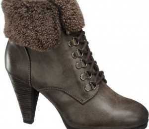 deichmann.com 119 lei