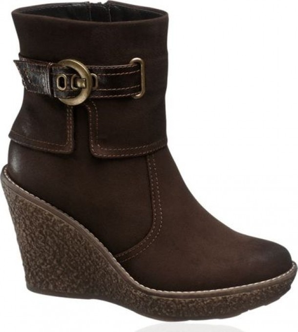 deichmann.com 119 lei