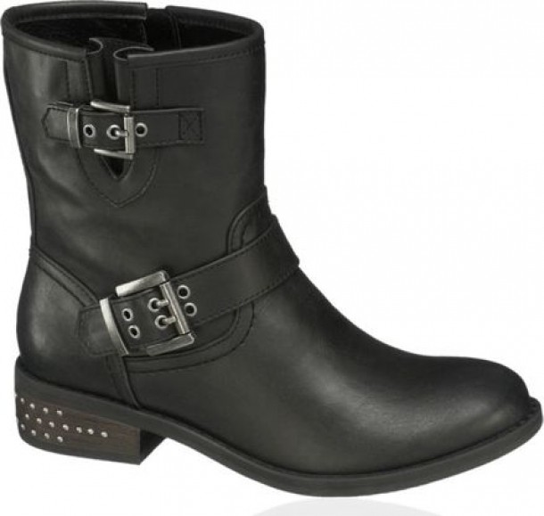 deichmann.com 119 lei