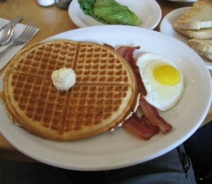 Mic dejun in America