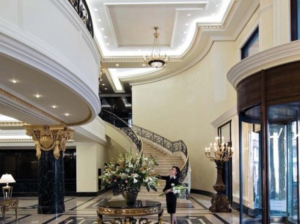 Apartamentul Ritz-Carlton, Moscova