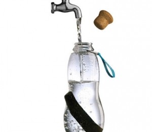 Sticla de apa cu carbune