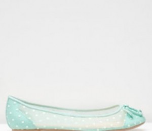 Stradivarius, 89 lei