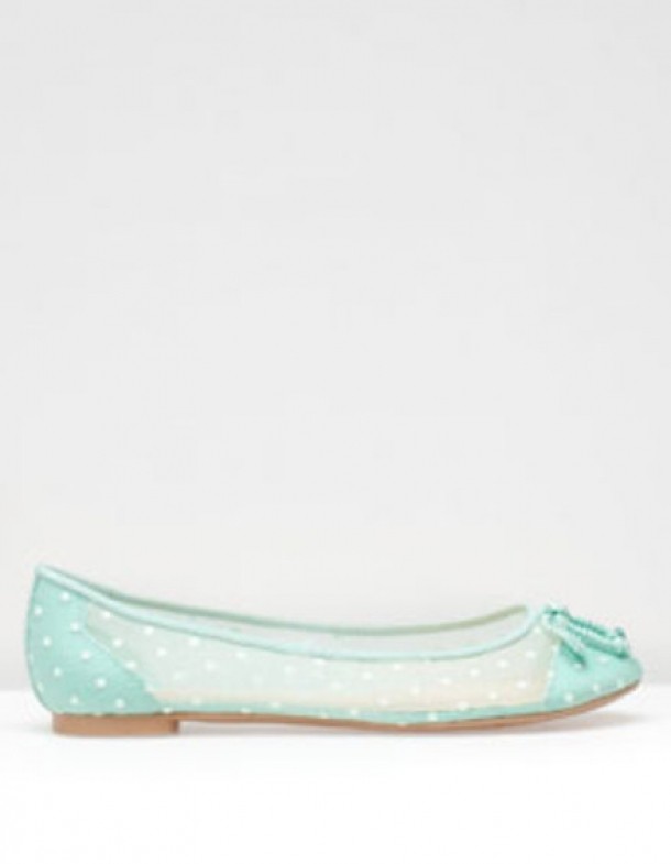 Stradivarius, 89 lei