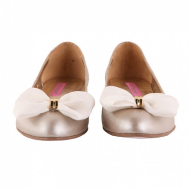 Hot Stepper, 330 lei