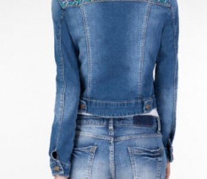 Stradivarius, 199 lei