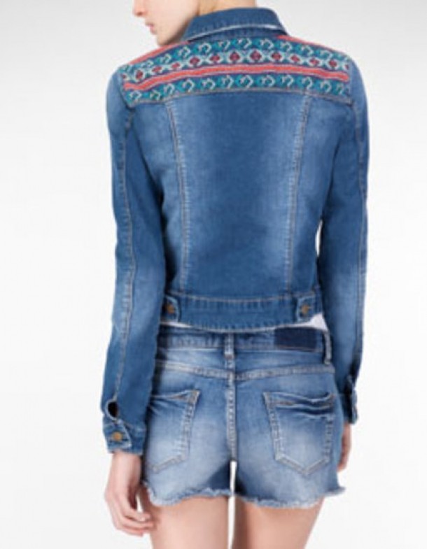 Stradivarius, 199 lei