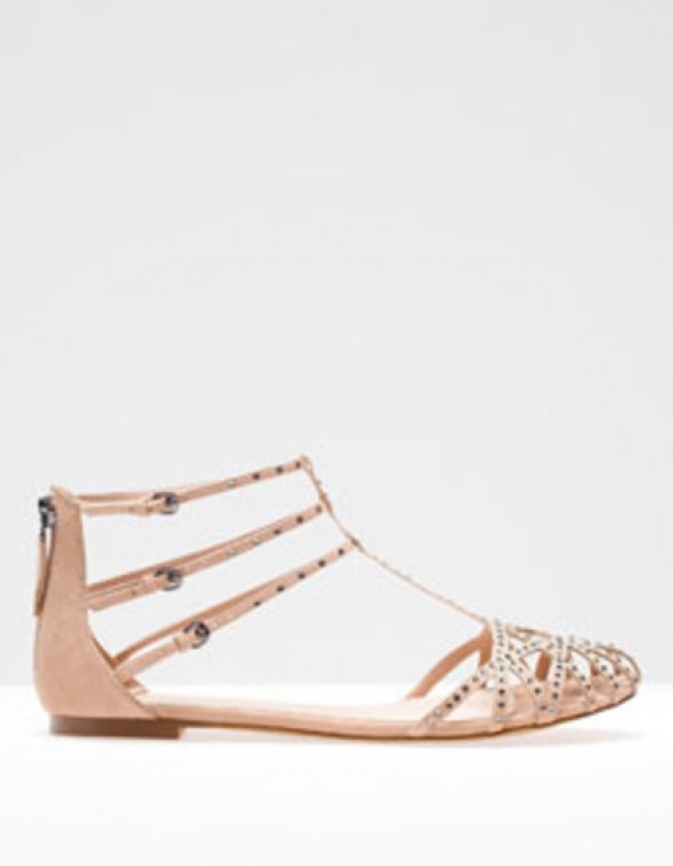 Stradivarius, 129 lei