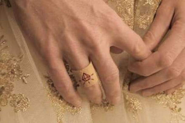 Inel de logodna plasture