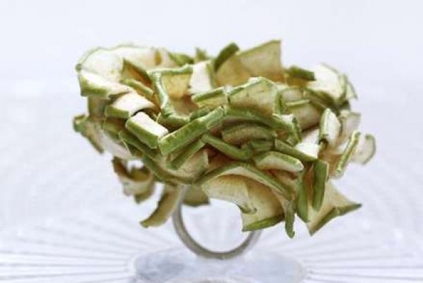 Inel fructe deshidratate