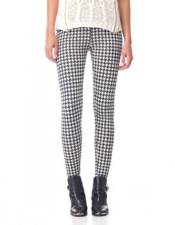 Stradivarius, 59 lei