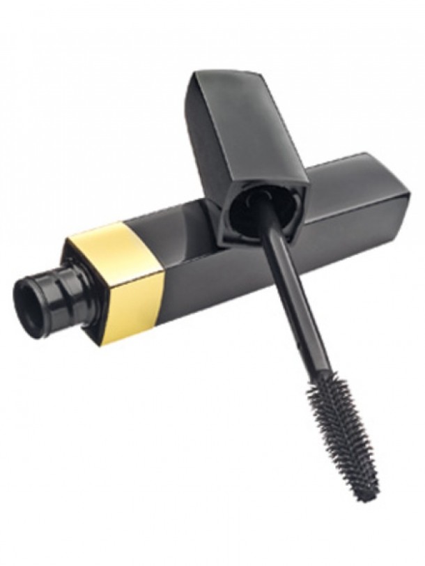 Mascara waterproof Chanel Inimitable, 147 lei