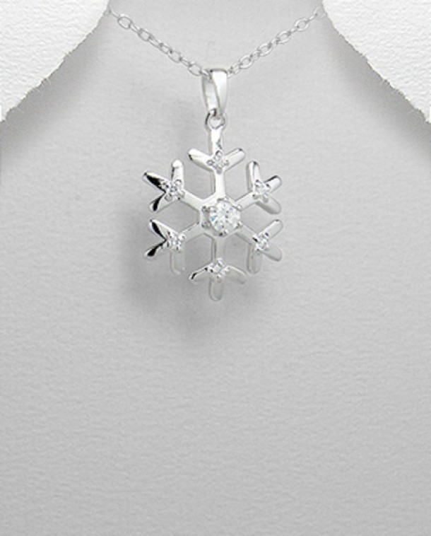 Pandantiv cu fulg de zapada din argint placat cu rodiu - 99 de lei