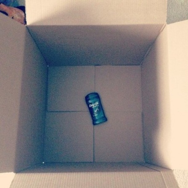 8. Impachetezi prea putine lucruri si irosesti spatiu pretios de depozitare.