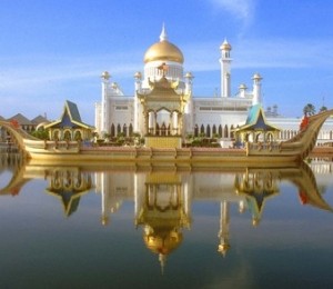 Moscheea Sultanului Omar Aloi Saifun, Brunei