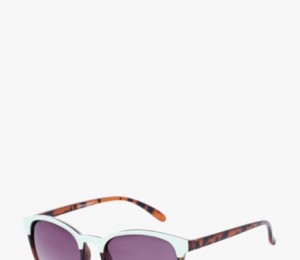 Stradivarius, 59 lei