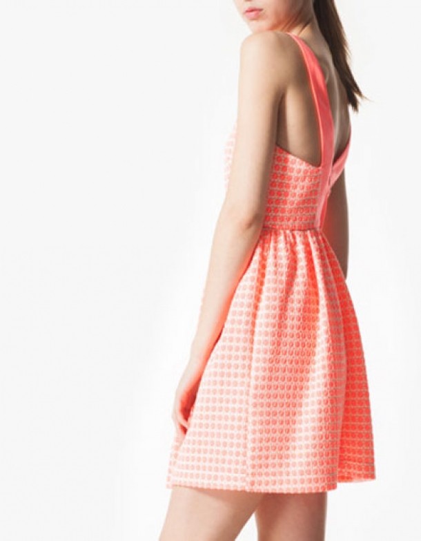 Stradivarius, 149 lei