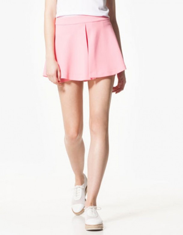 Fusta Stradivarius, 99 lei