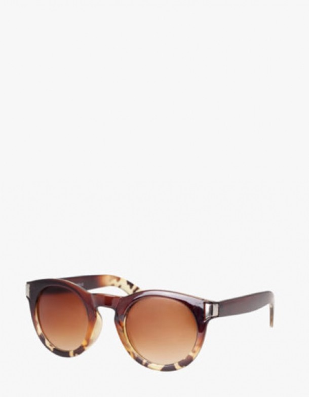 Stradivarius, 59 lei