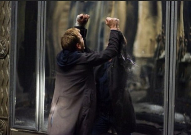 Oglinda din "Mirrors" (2008)