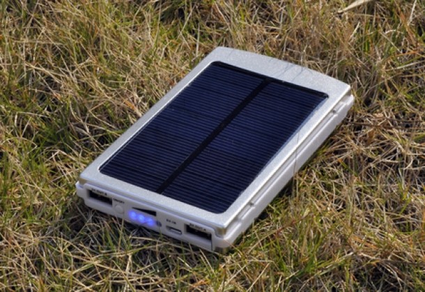 Acumulator solar gadgetworld.ro, 229 lei