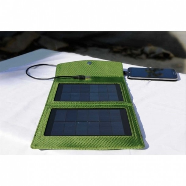 Panou solar purtabil fungadgets.ro, 349 lei