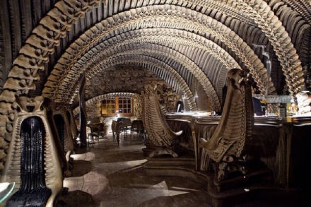 H.R. Giger Alien Bar, Gruyere, Elvetia