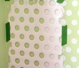 1. fa buline pe perete folosind cosul vechi de rufe