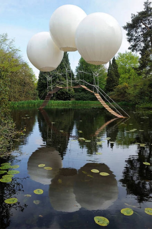 Ballon Bridge, Marea Britanie