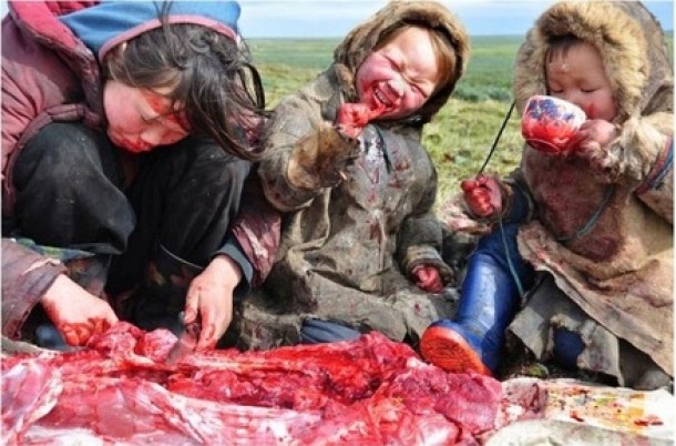 Pranzul unei familii din Siberia