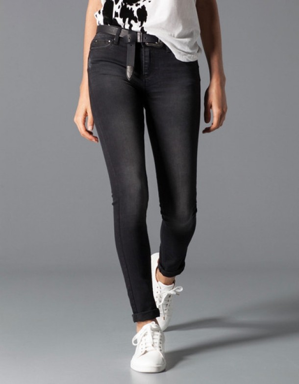 Stradivarius, 129,90 lei