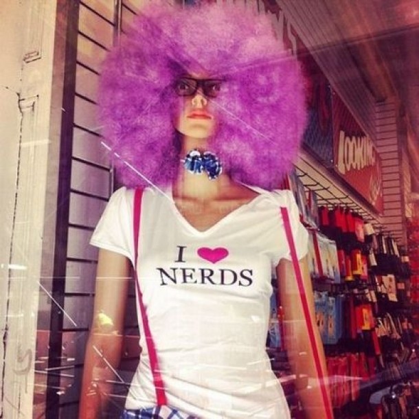 Manechinul hipster incurabil