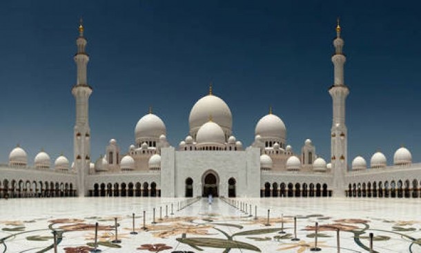 Moscheea Sheikh Zayed Grand, Emiratele Arabe