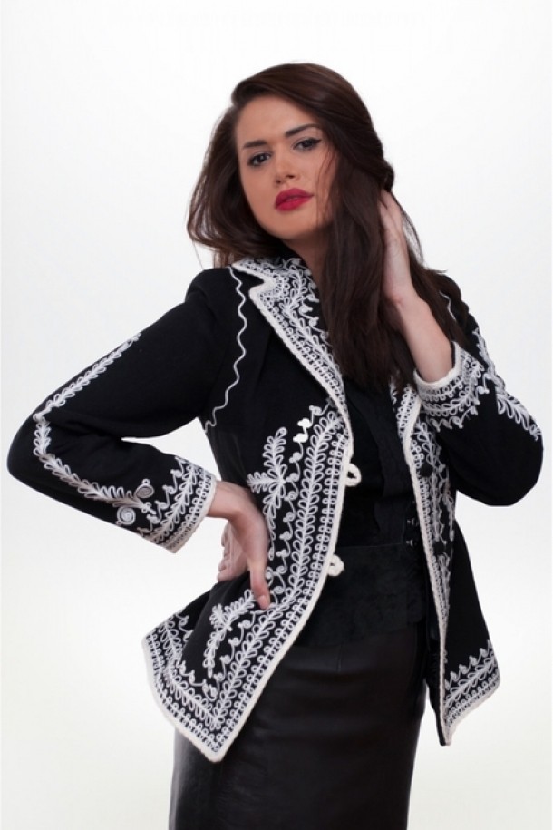 Jacheta romanianlabel.ro, 540 lei