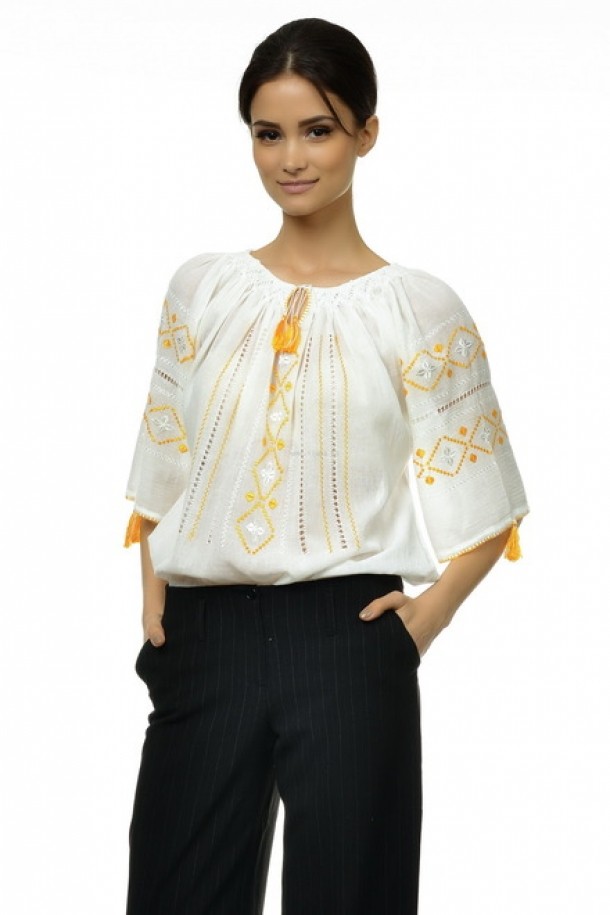 Ie iiana.ro, 242 lei