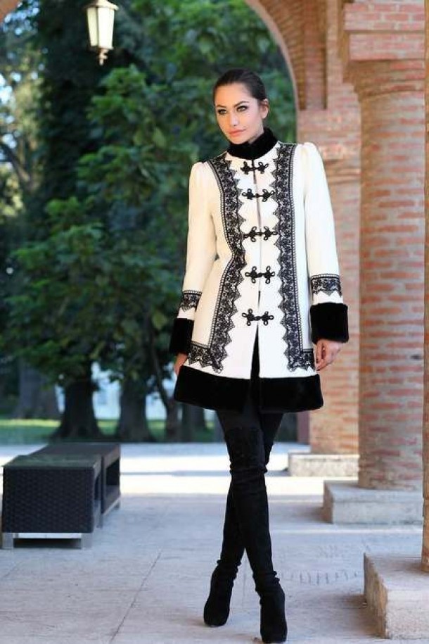 Palton iiana.ro, 570 lei